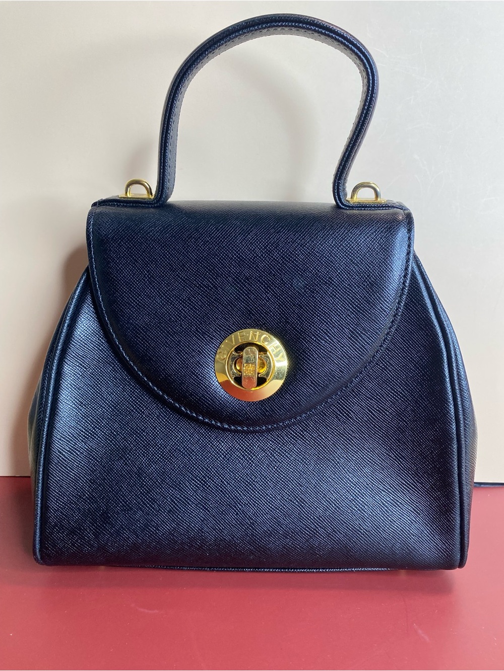 Givenchy 4G Turnlock top handle/ crossbody leather bag with Cert of Authenticity
